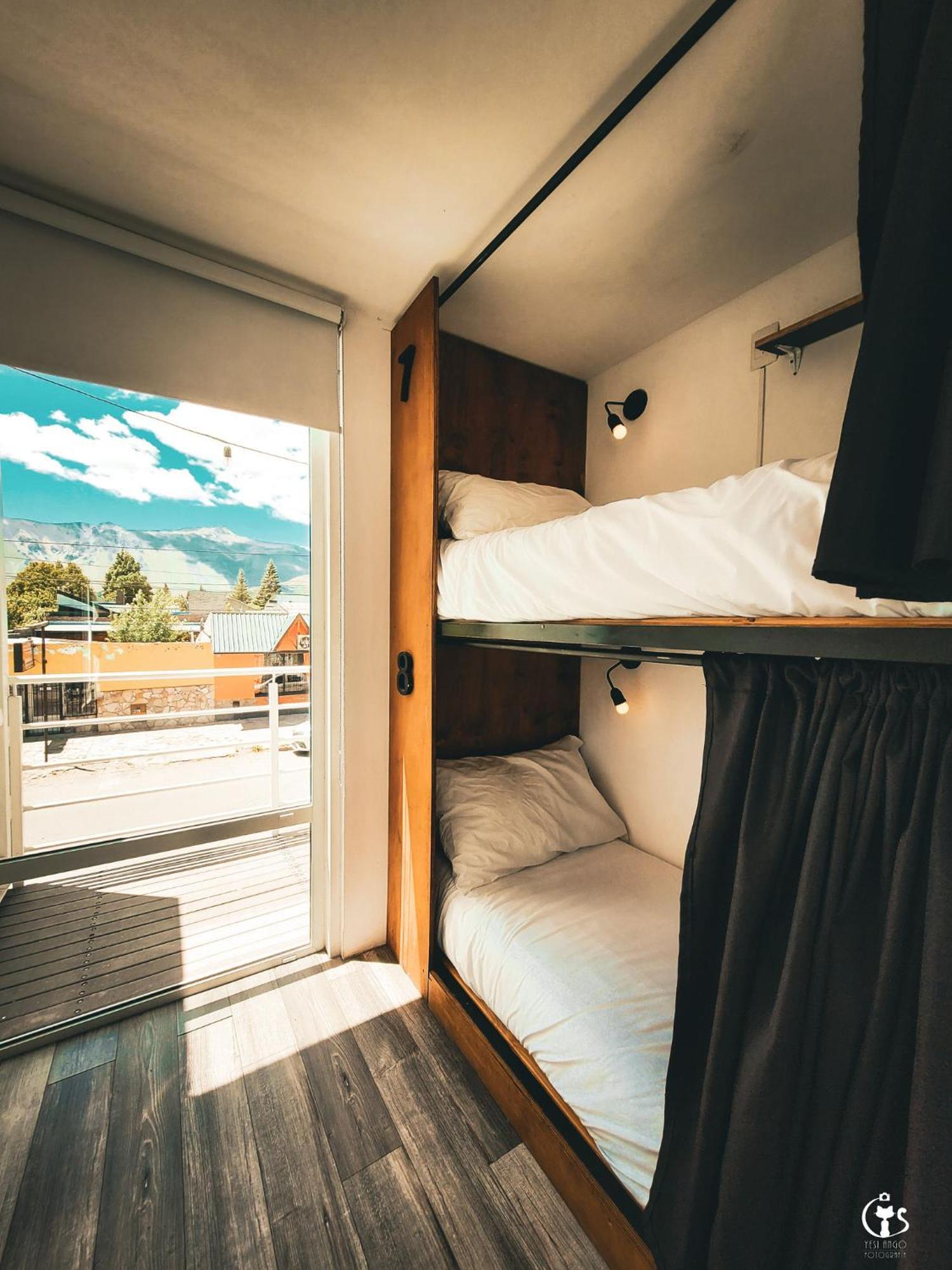 Dormis Aca Otel Esquel Dış mekan fotoğraf