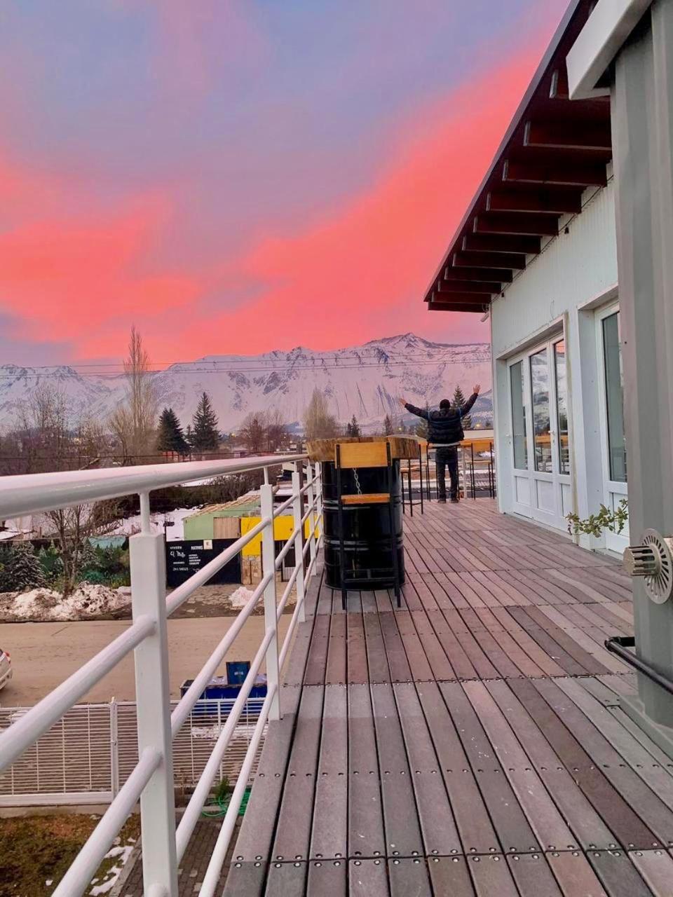 Dormis Aca Otel Esquel Dış mekan fotoğraf