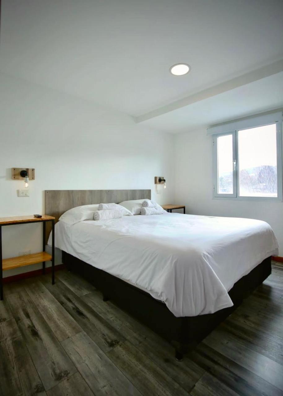 Dormis Aca Otel Esquel Dış mekan fotoğraf