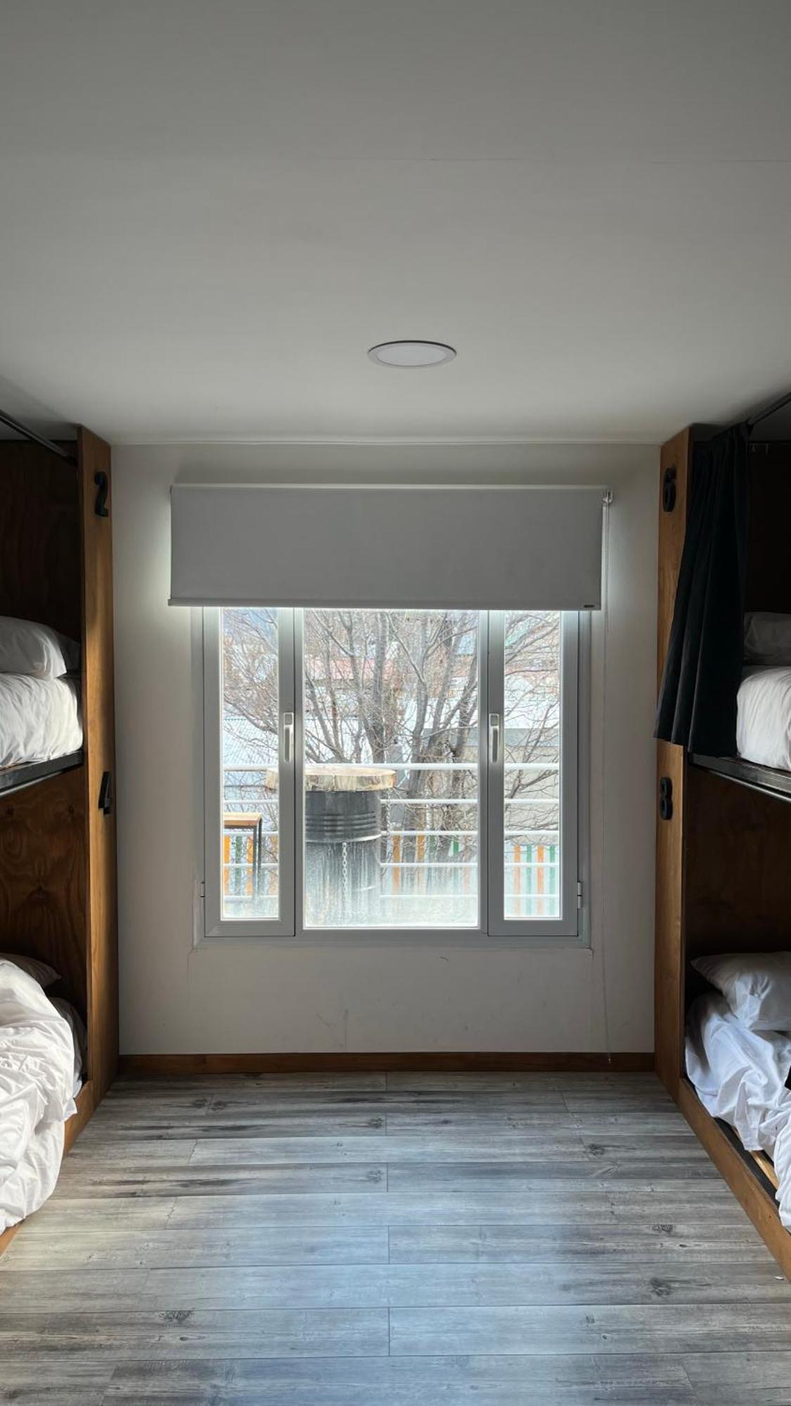 Dormis Aca Otel Esquel Dış mekan fotoğraf